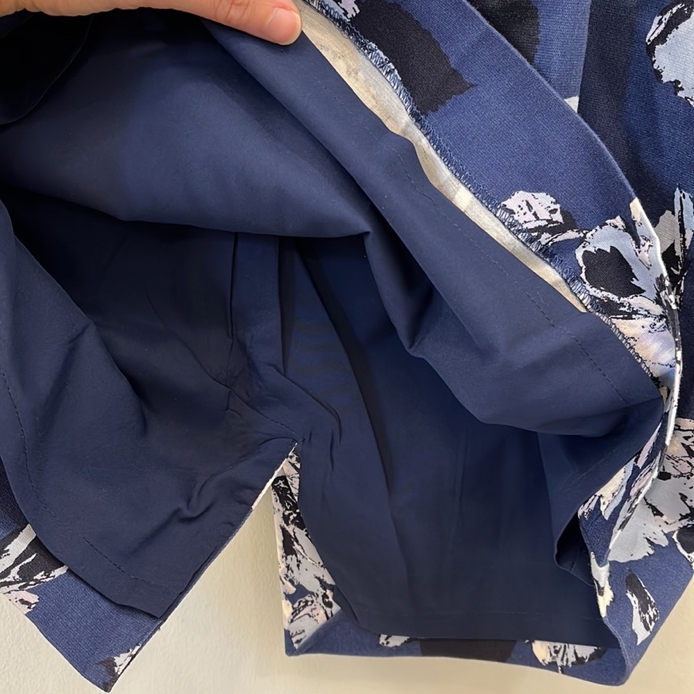 The Limited Floral Pencil Skirt Women’s Size 12 Navy Blue Cotton Stretch Lined - Picture 7 of 9